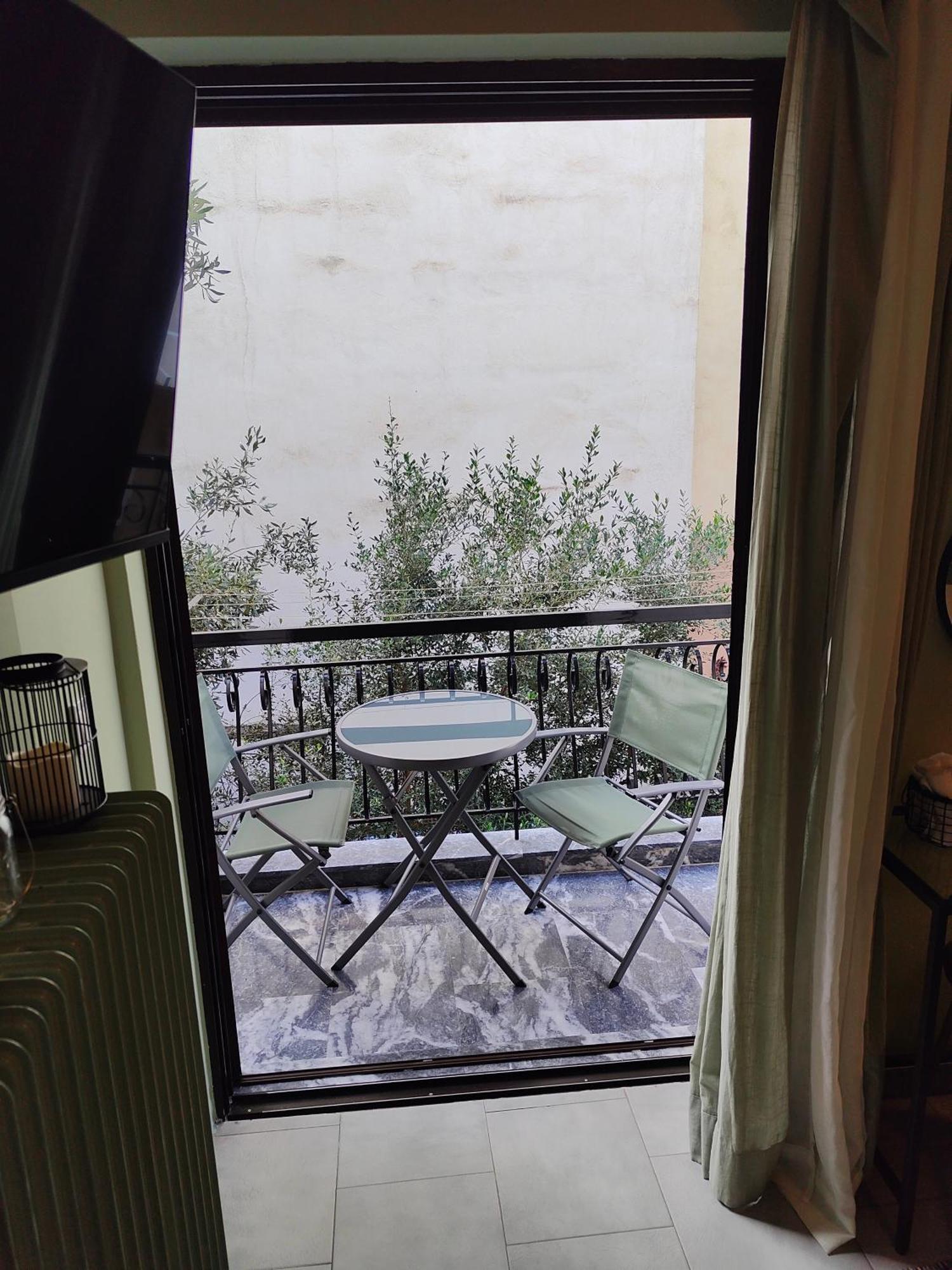 Olivia Apartment-Private Parking Chalkida Bagian luar foto
